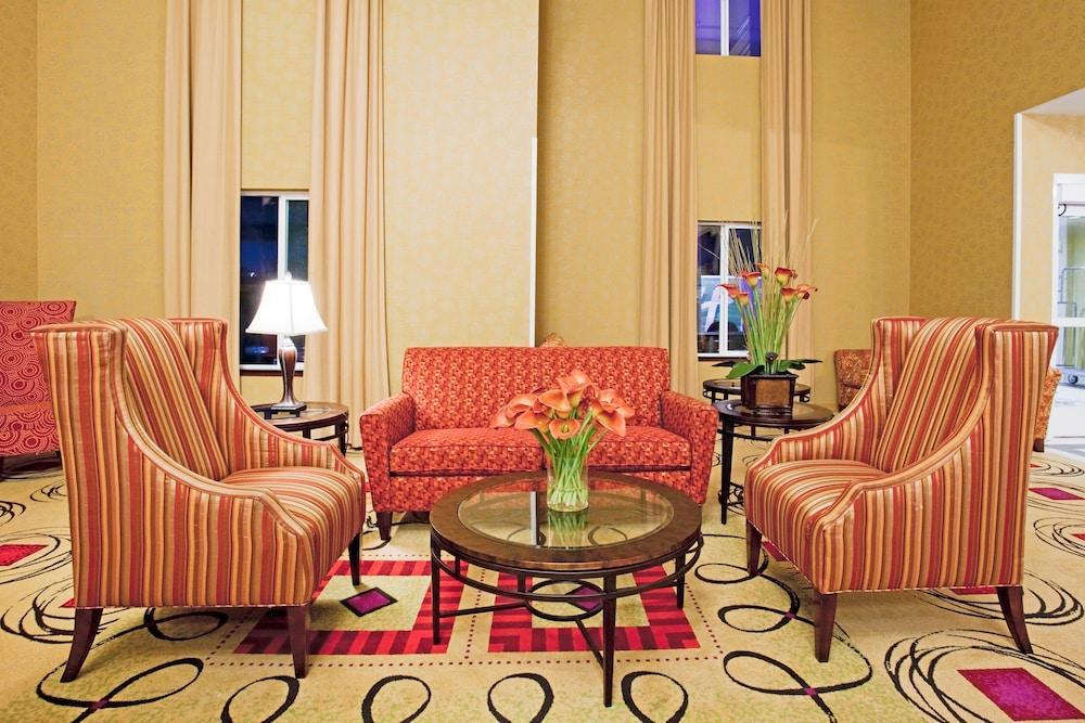 Holiday Inn Express Reno Airport By Ihg Bagian luar foto
