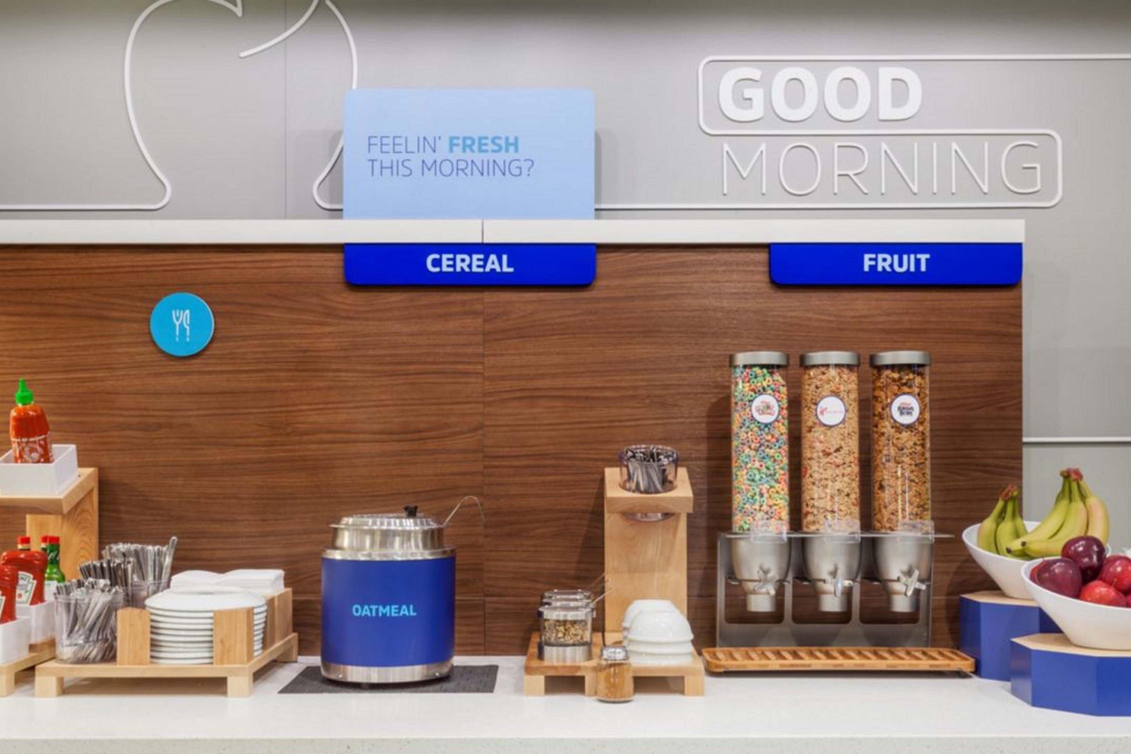 Holiday Inn Express Reno Airport By Ihg Bagian luar foto