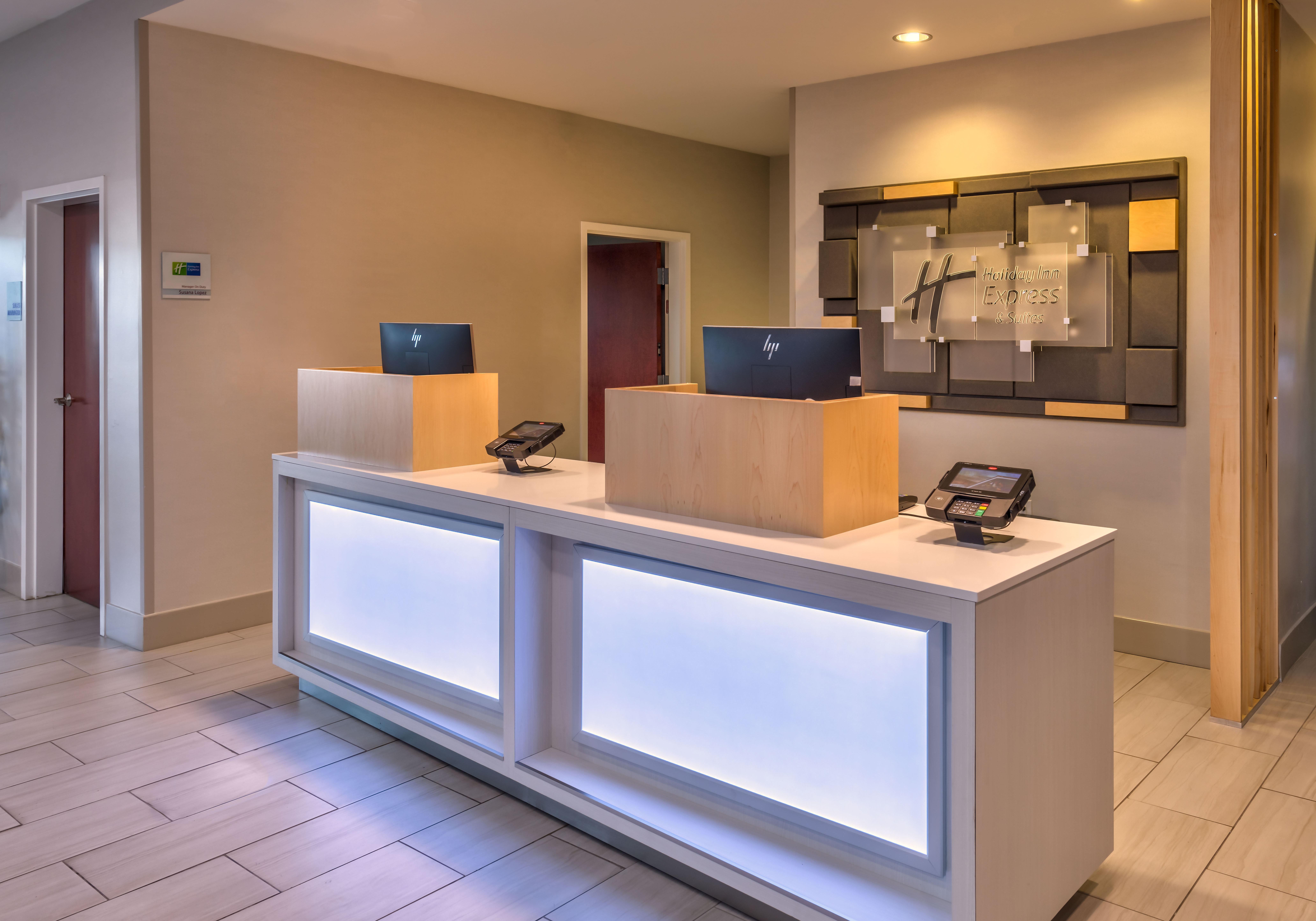 Holiday Inn Express Reno Airport By Ihg Bagian luar foto