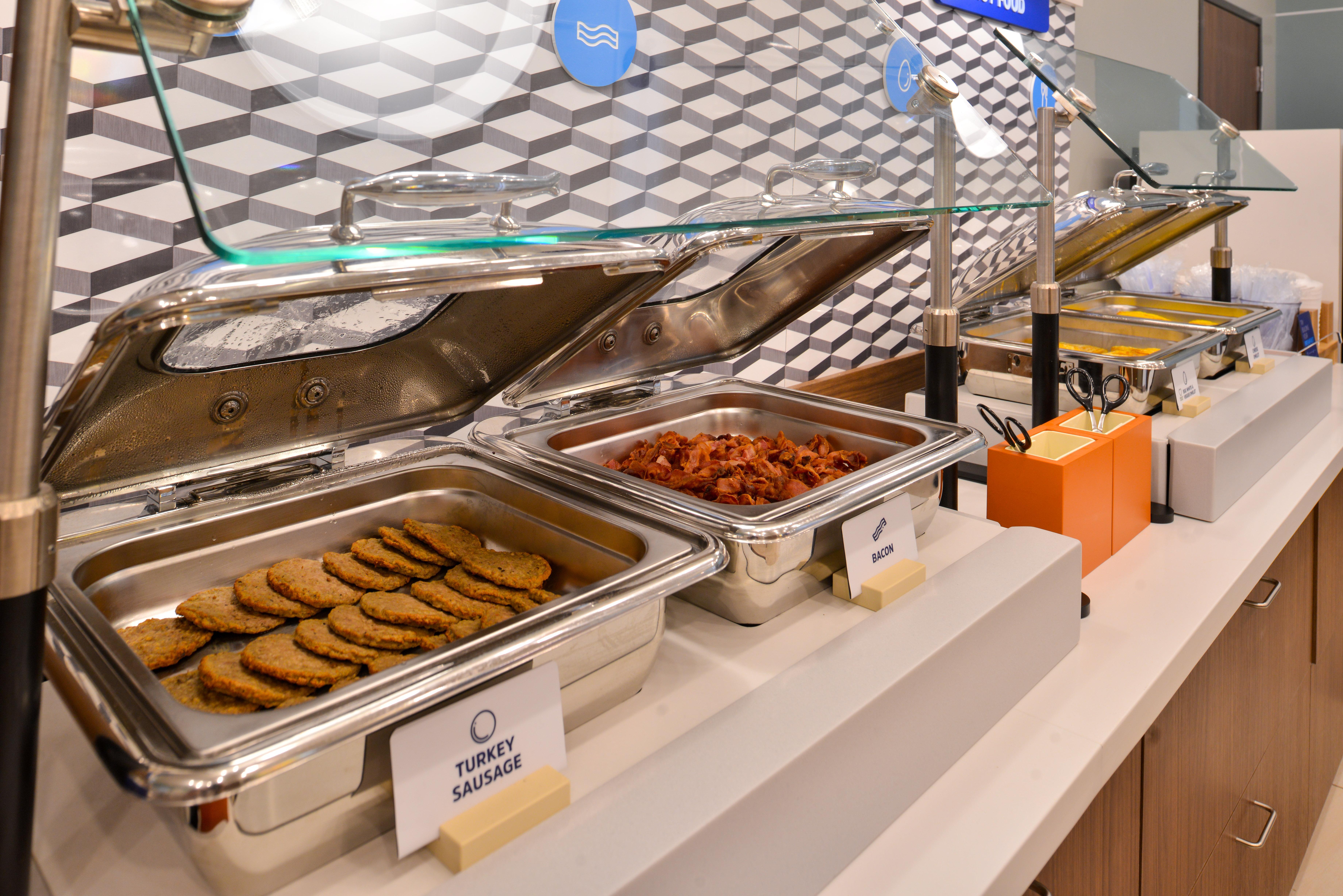 Holiday Inn Express Reno Airport By Ihg Bagian luar foto