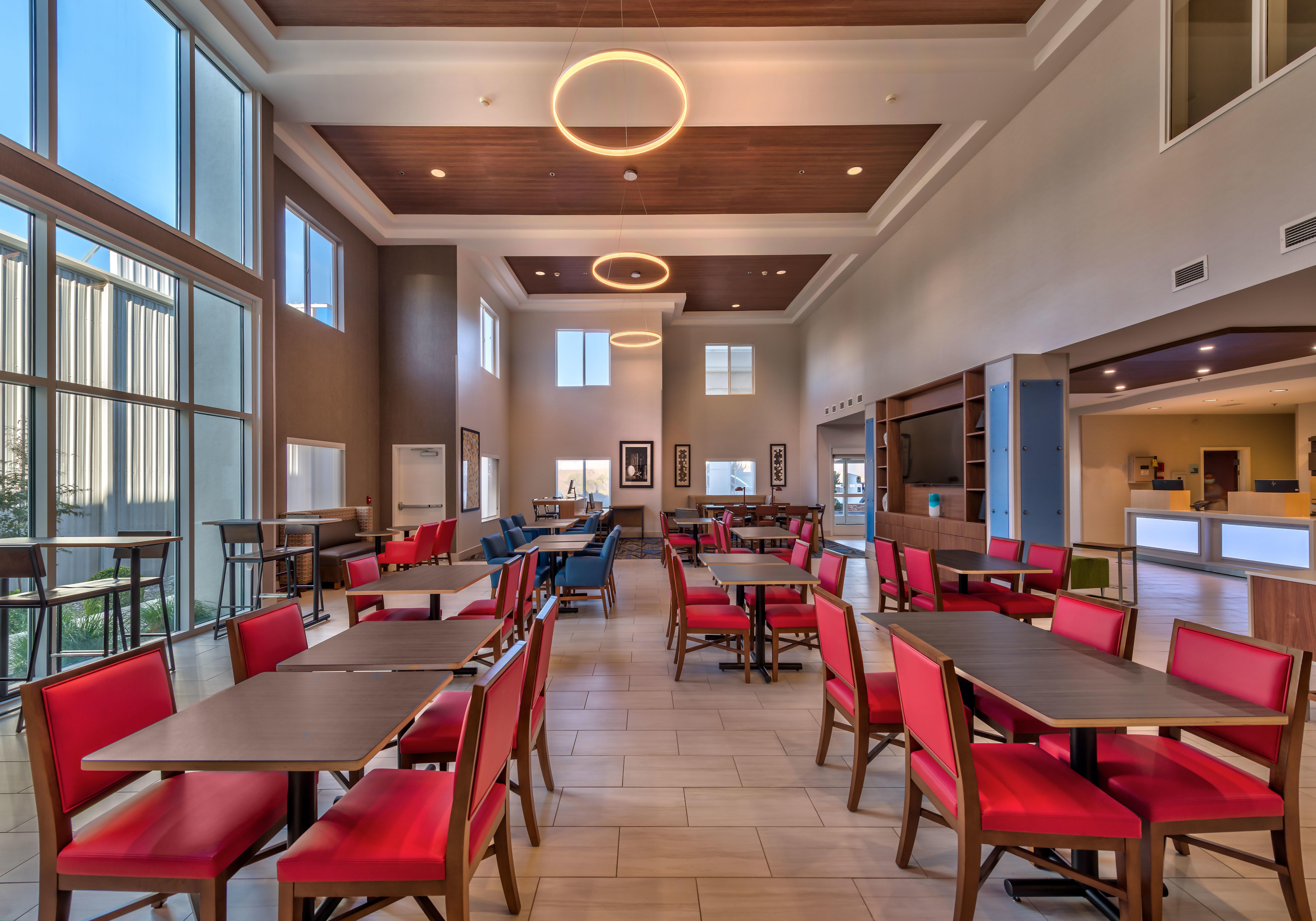 Holiday Inn Express Reno Airport By Ihg Bagian luar foto