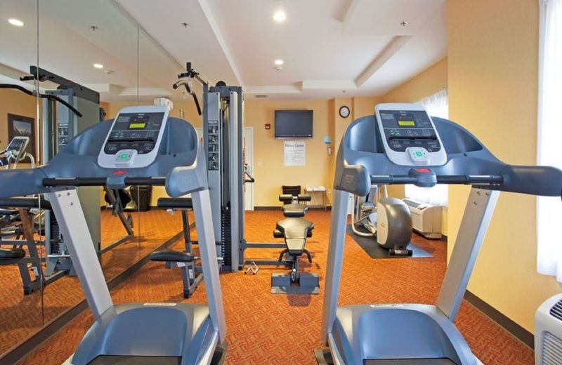 Holiday Inn Express Reno Airport By Ihg Bagian luar foto